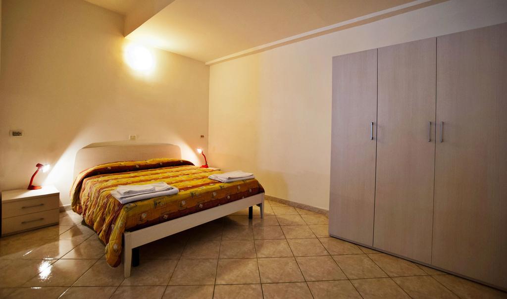 Albergo Magrini Della Genga Genga  Værelse billede